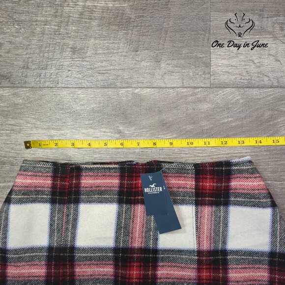 Hollister Plaid Mini Skirt Size S. - Picture 3 of 5
